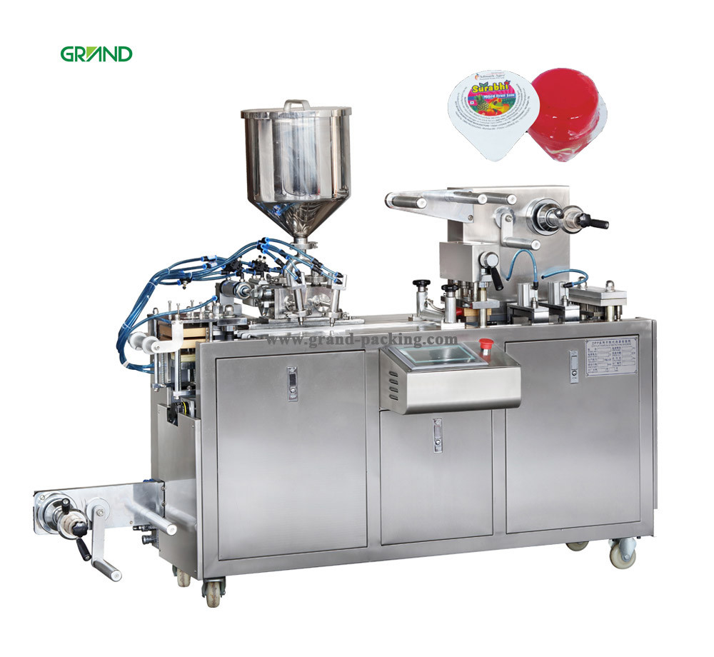 Automatic plastic ampoule bottle liquid filling sealing machine with 5 nozzles