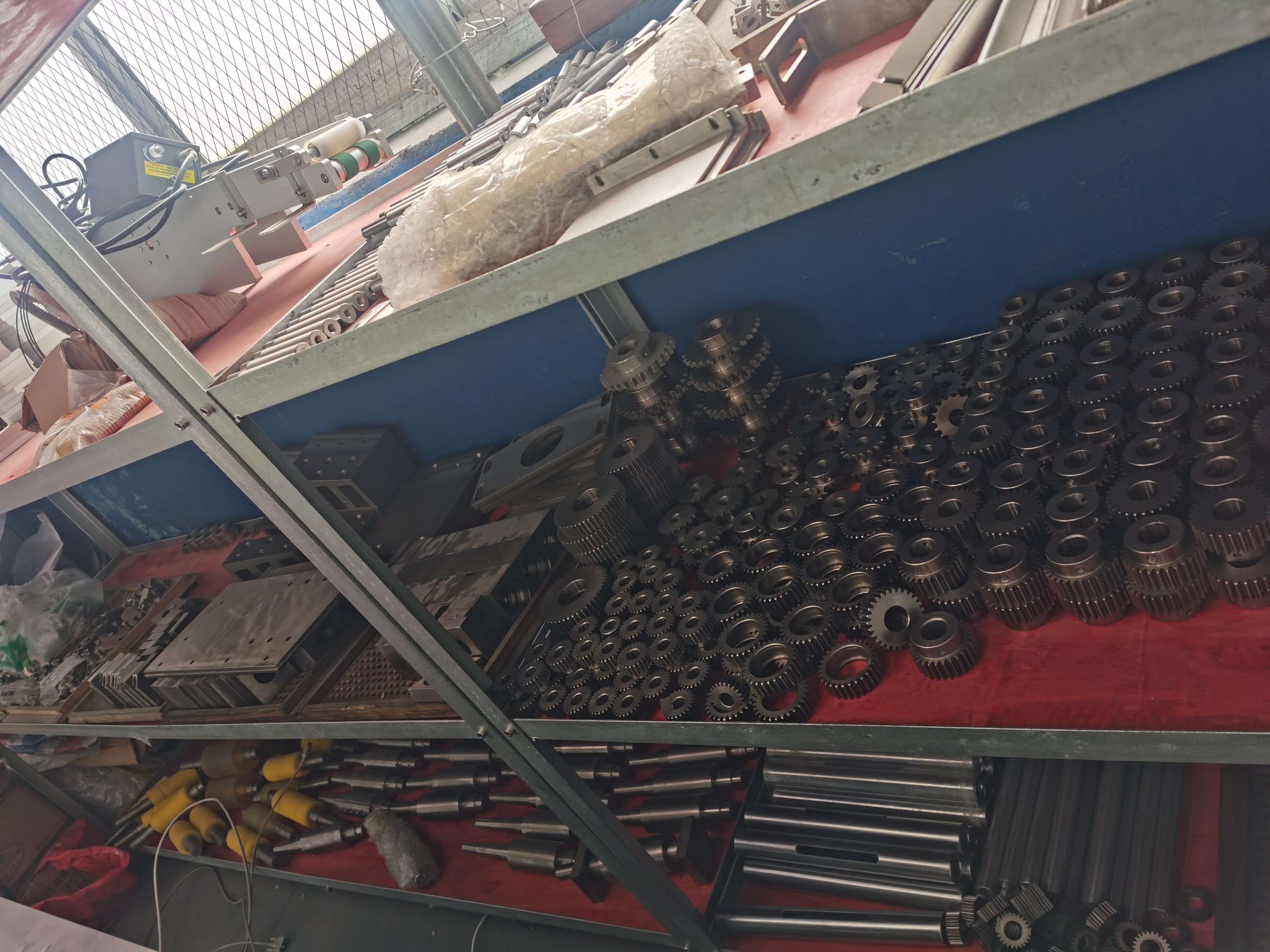 10pcs/Min Surgical Gown Making Machine , 2000W Non Woven Gown Making Machine