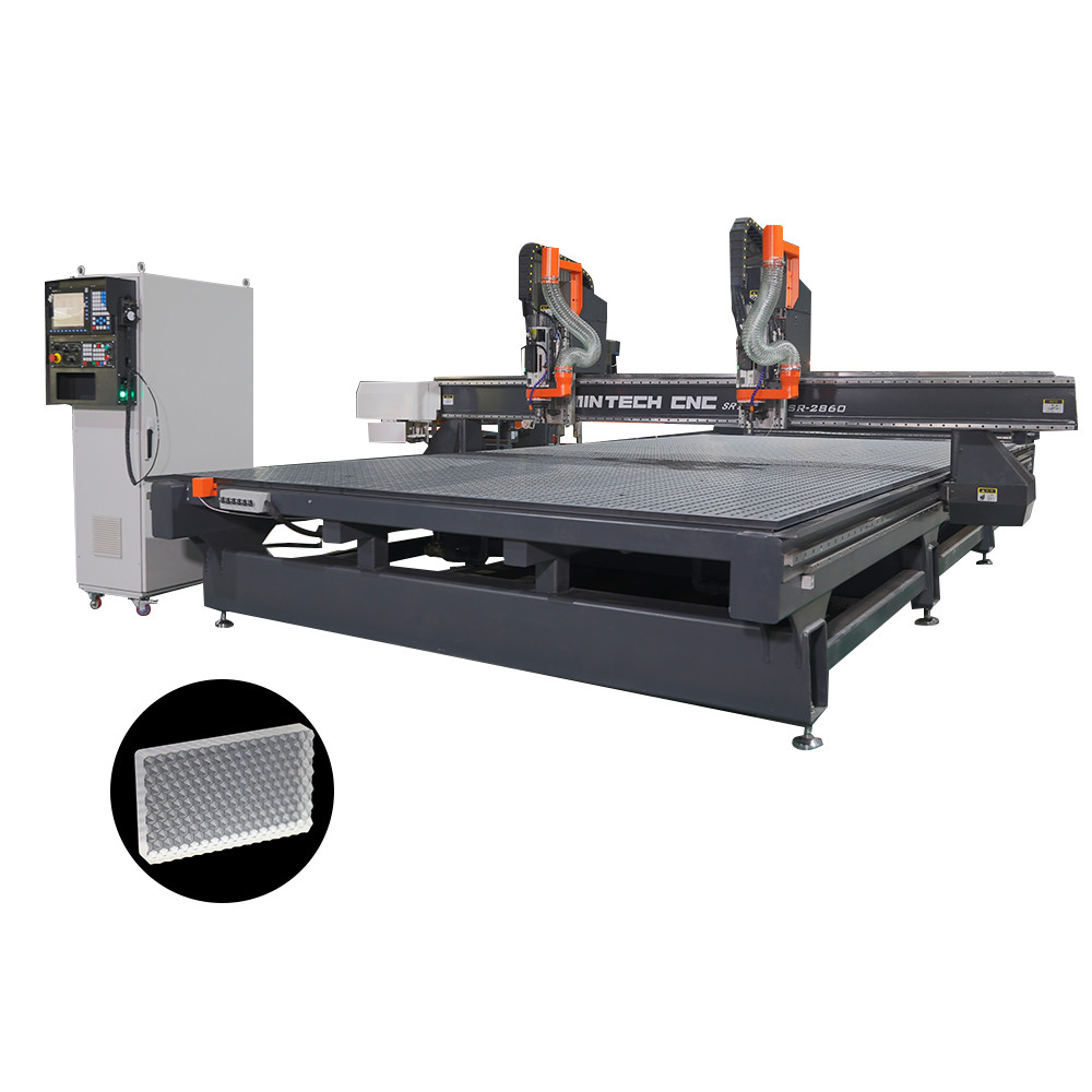 30000mm/Min 18000rpm Wood Carving Machine 3D For Furniture Industry