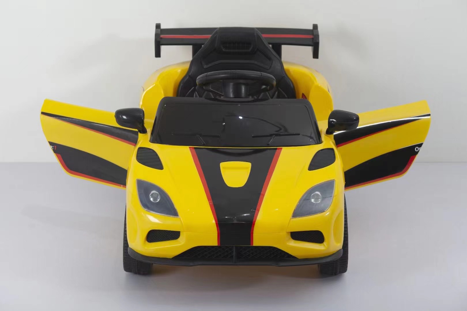12v Electric Toy Ride On Cars for Kids Remote Control Function and G.W. N.W 11.5KG/8.2KG