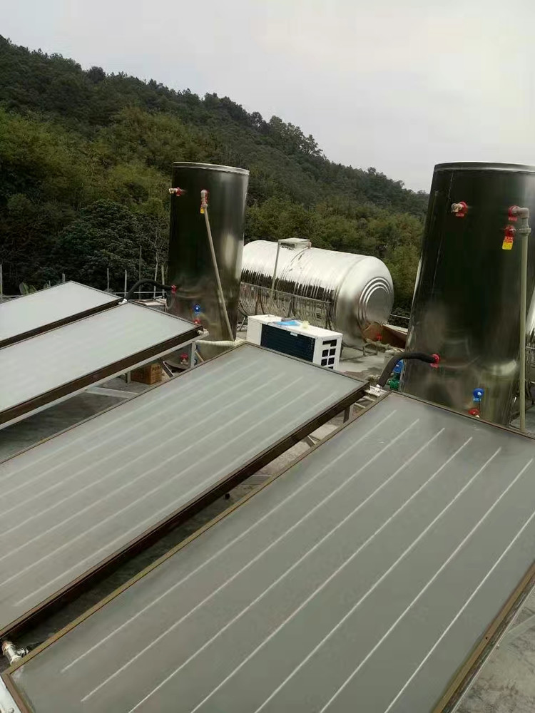 Full Automatic Most Efficient Solar Water Heater Anti Rust Easy Installation