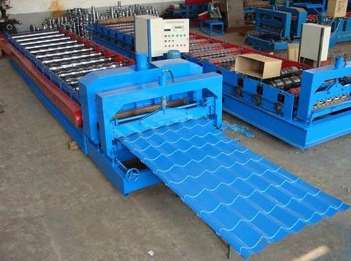 Waterproof Metal Roof Forming Machine With Automatic Hydyaulic Cutting Machine