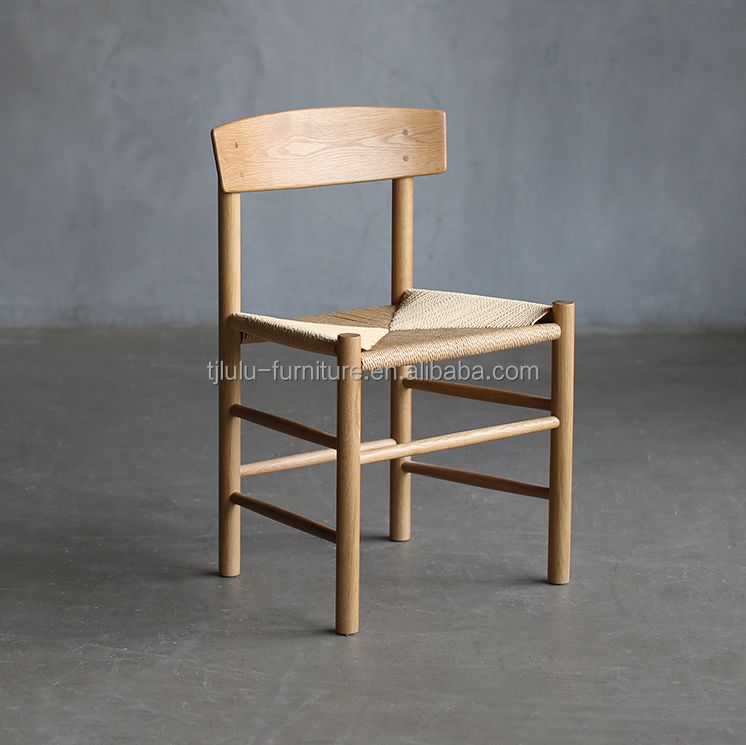 Solid Wood Low Round Back Dining Chair Rattan Chair with Modern and Traditional Design Concept