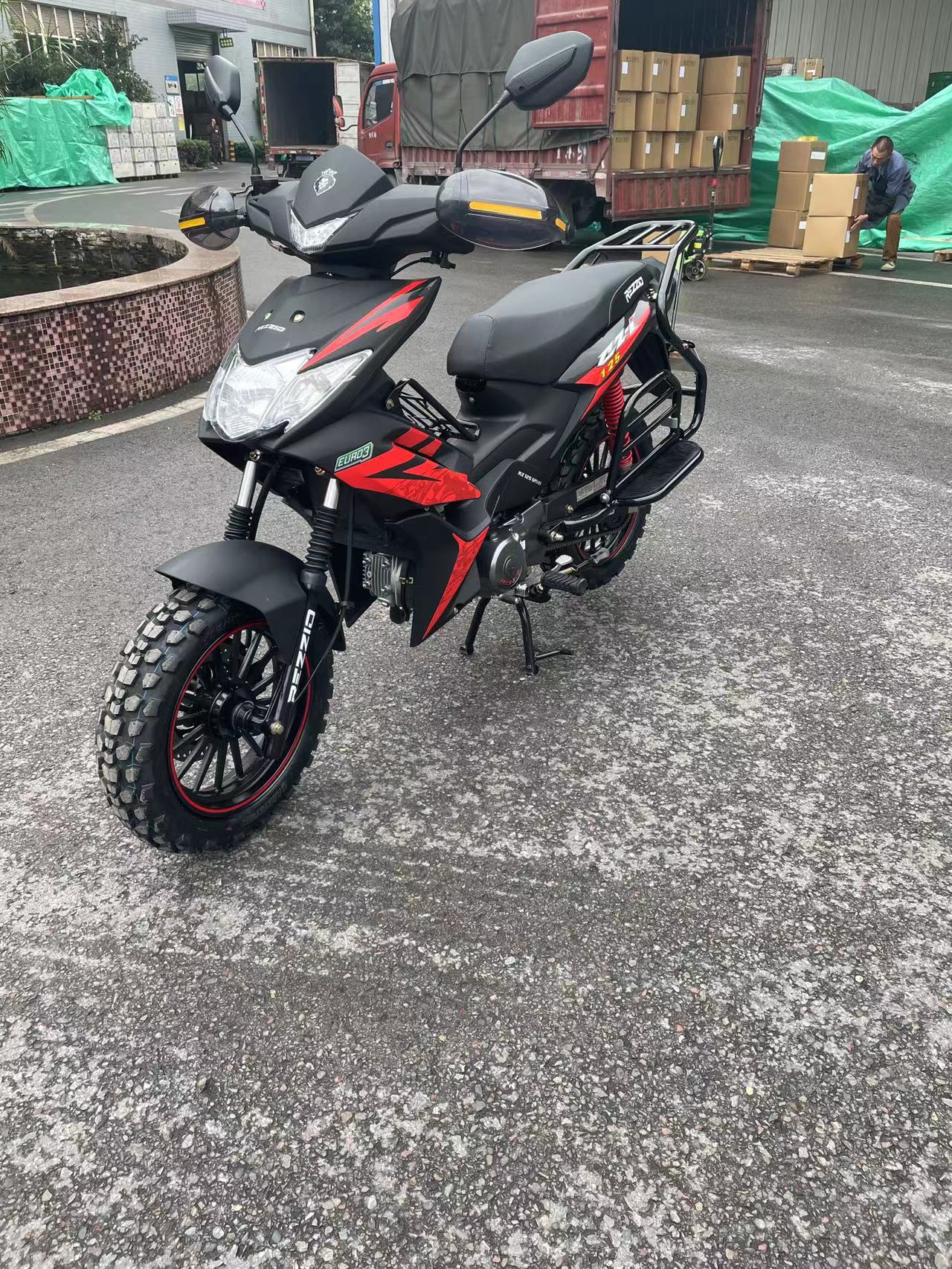 Senegal Africa Popular ZS LIFAN Engine 110CC Classical Wholesale Motorcycle Cheap Import Motorcycle 125cc motorcycle