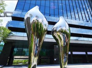 Quality Handicraft Modern Abstract Sculpture , Modern Art Abstract Outdoor Sculpture wholesale