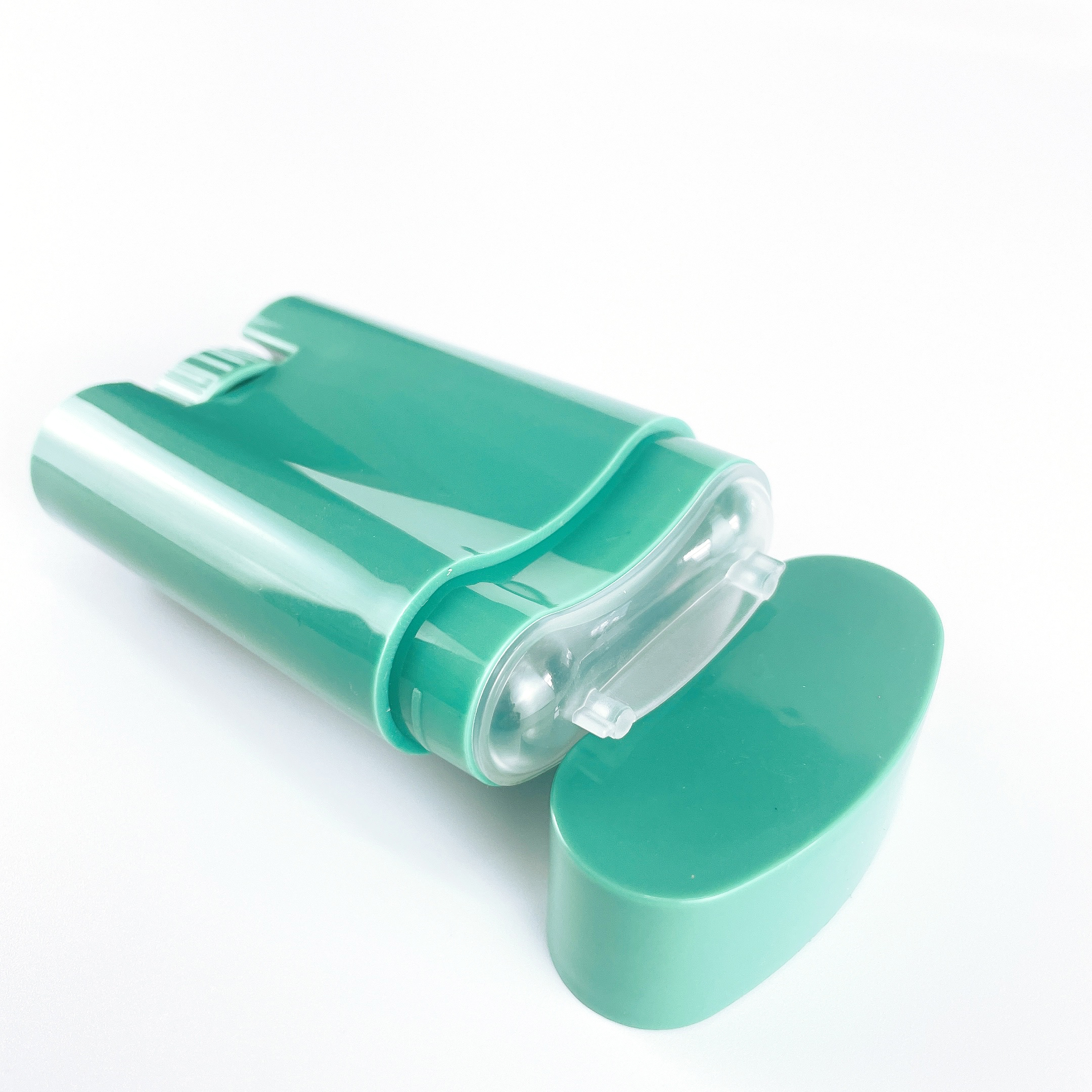 Ready To Ship 20ml Green Plastic Flat Lip Balm Ball Tube Container With Cover Made By Yolio