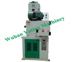 Quality Industry Rice Hulling Machine , Non Gear Box Paddy Huller 3-7 Ton Per Hour wholesale