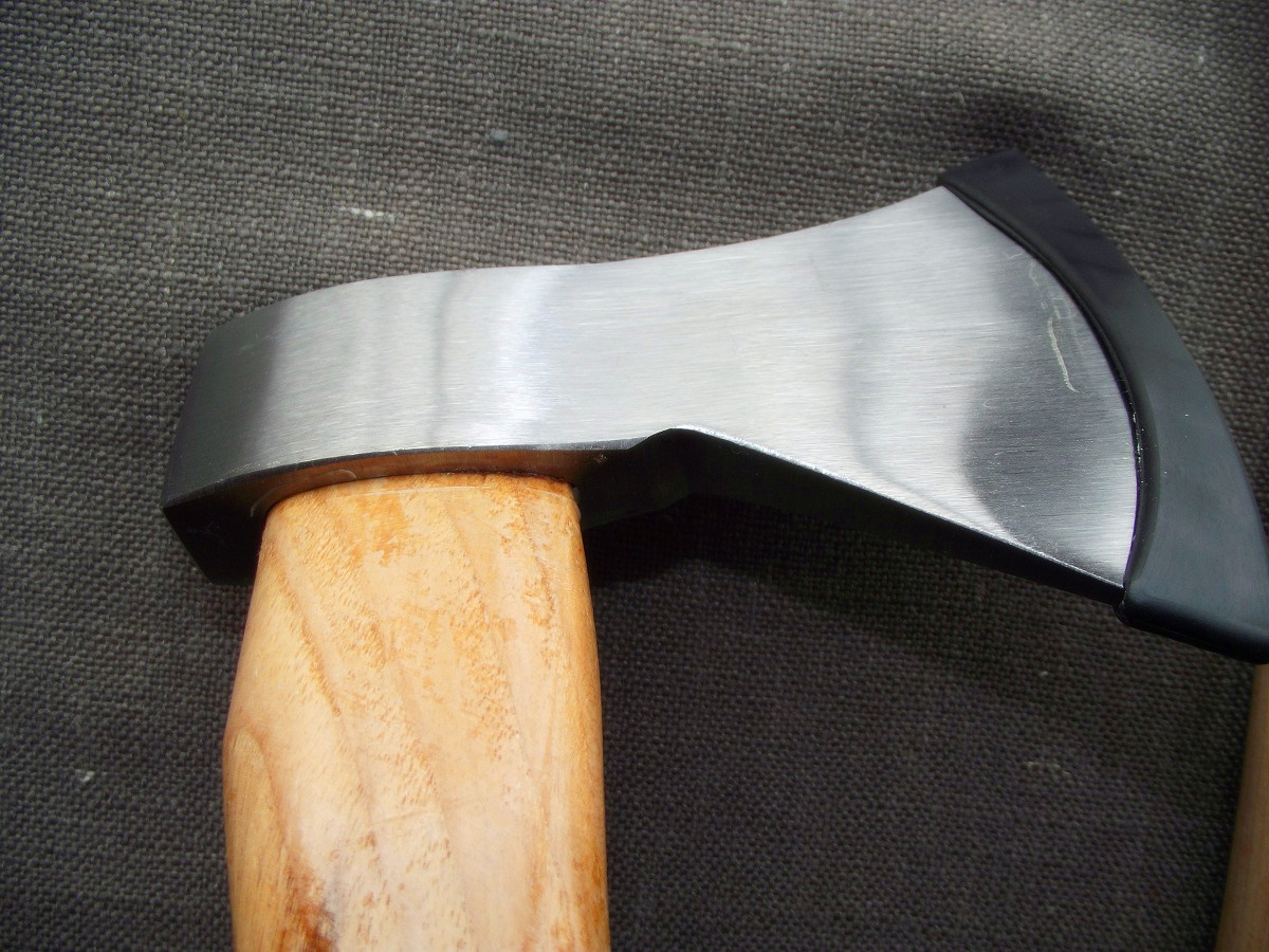600g A613 Carbon Steel Hickory Wood Handle Hand Working Hatchet in Hand Tools (XL-0135)