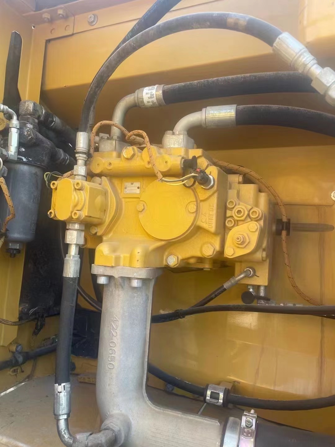 Original CAT326d Excavator at Affordable in 2020 with Original Hydraulic Cylinder