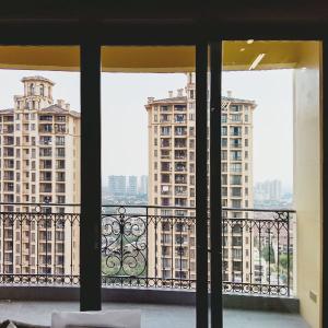 Quality Hennesa Fly Screen Door Aluminium Profiles French Door Retractable Screen wholesale