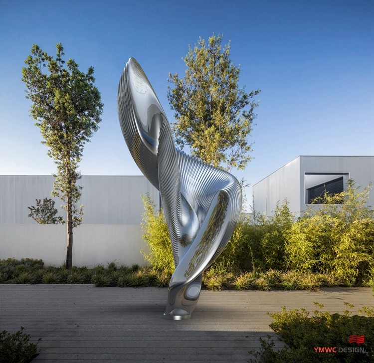 Customer Logo Steel Outdoor Sculpture Polished Mirror Finish with Spiraling Structure