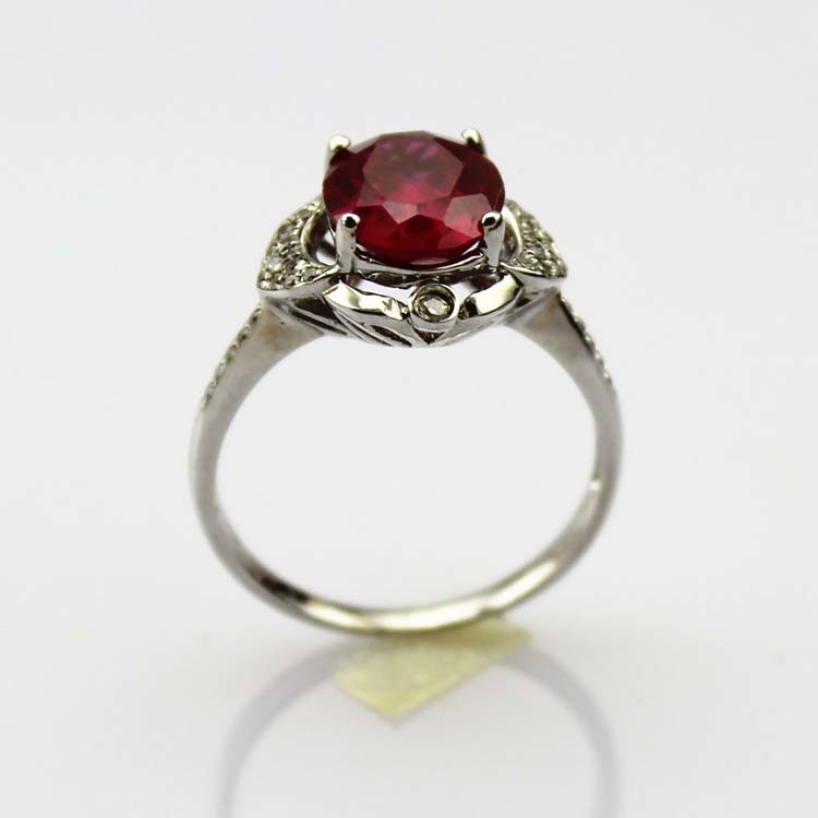 White Gold Plated Solid Silver 8mmx10mm Oval Red Cubic Zircon Ring(R169)