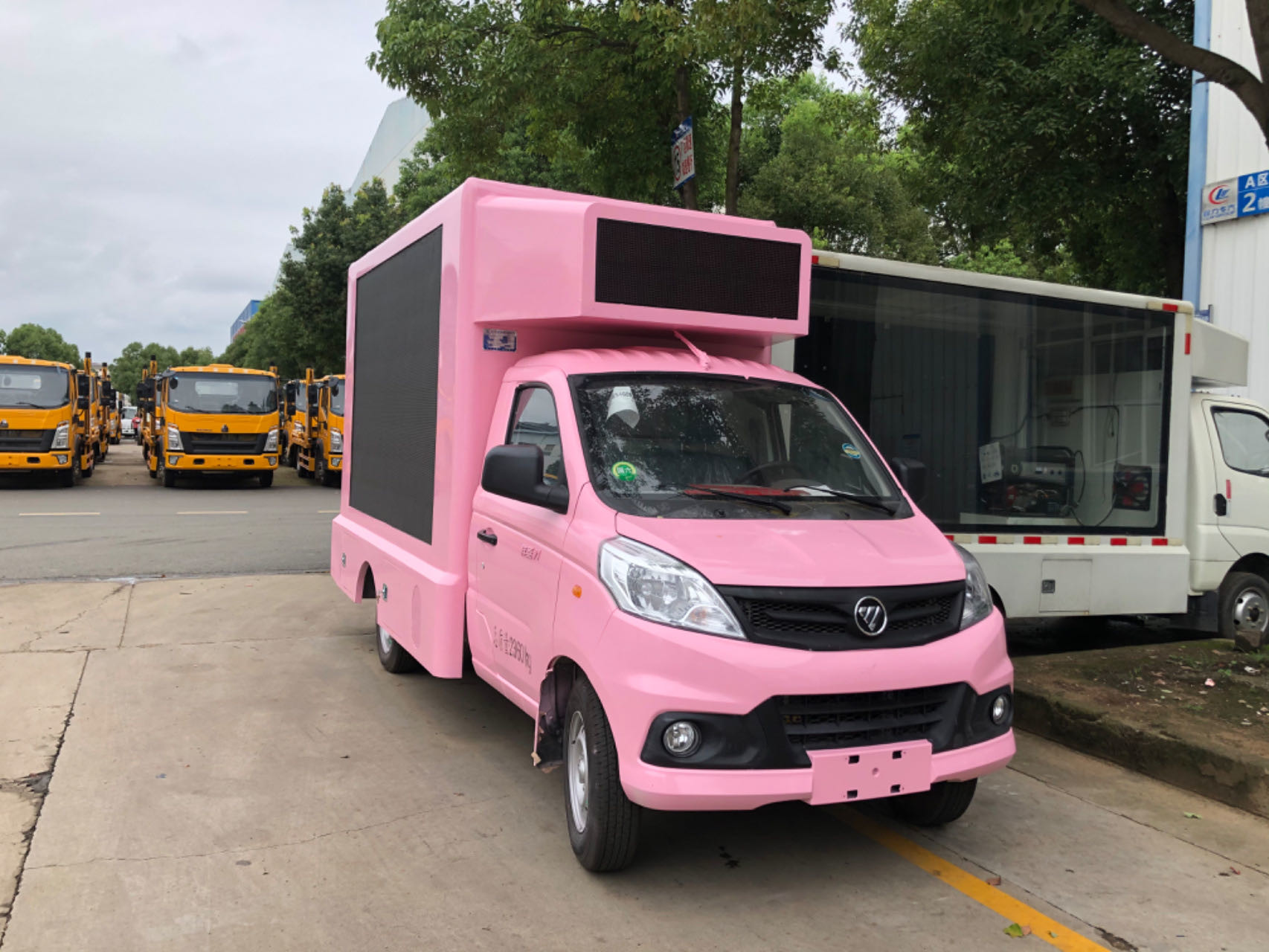 Foton 4*2 Mobile Led Advertising Vehicle Euro 6 LED Mobile Billboard