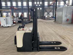 Quality 1.5 Ton Electric Pallet Stacker 7500mm Standard Lifting Height wholesale