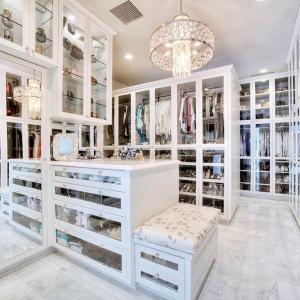 Quality High End Customization White Wooden Wardrobe for Modern Style Hotel Bedroom Furniture wholesale