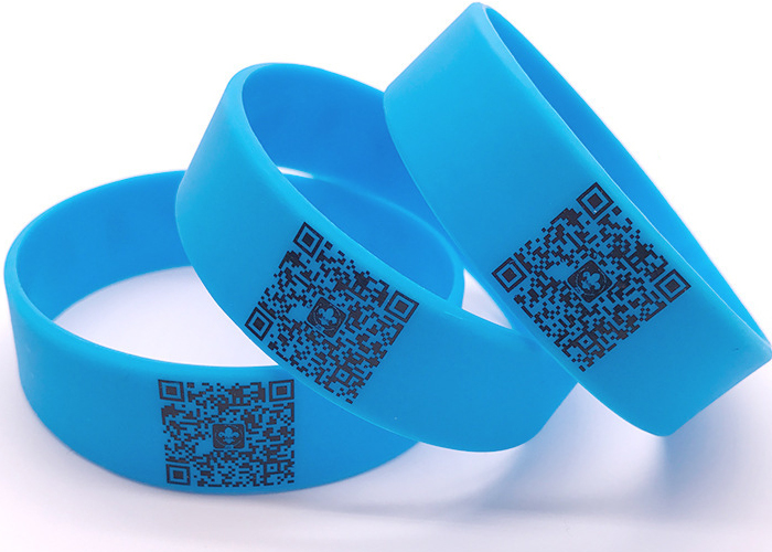 QR Code custom Silicone bracelet wristband for adlut boys girls school company words logo sign