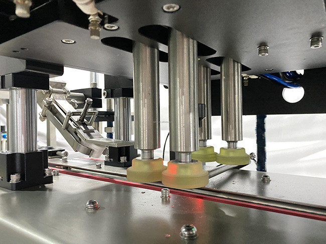 Multifunctional Automatic Bottling Capping Machine Anticorrosive Screw Type