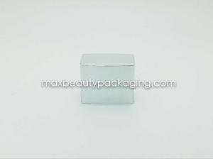 Quality N-2050 pp injection color square nail polish cap nail polish packaging uv coating available popular plastic cap brush wholesale