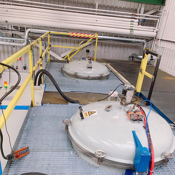 2800C large-scale carbon material structural products C/C composite products vertical vacuum graphitization furnace