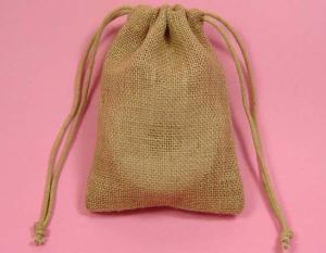Quality TUV 13cm Drawstring Pouch Bags Linen Jute Jewelry Burlap Gift Sacks SGS wholesale