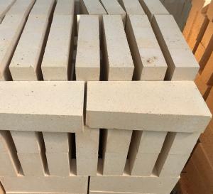 Quality Fusion Al2O3 Heat Insulation Brick 1900C Cast Iron Fire Brick wholesale