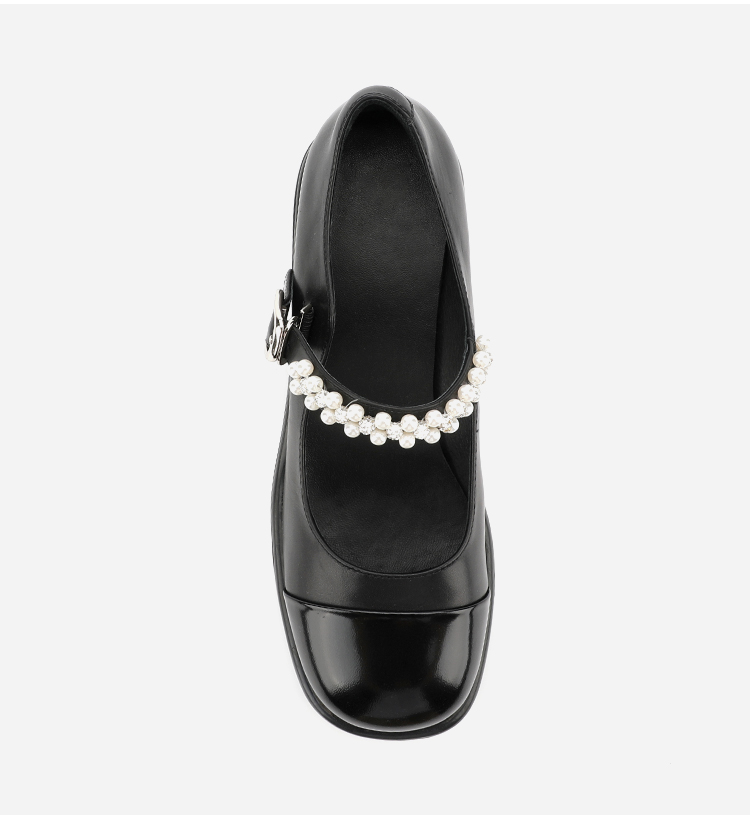 Round Head Wrap Toe Womens Leather Flat Shoes Black And White Stitching