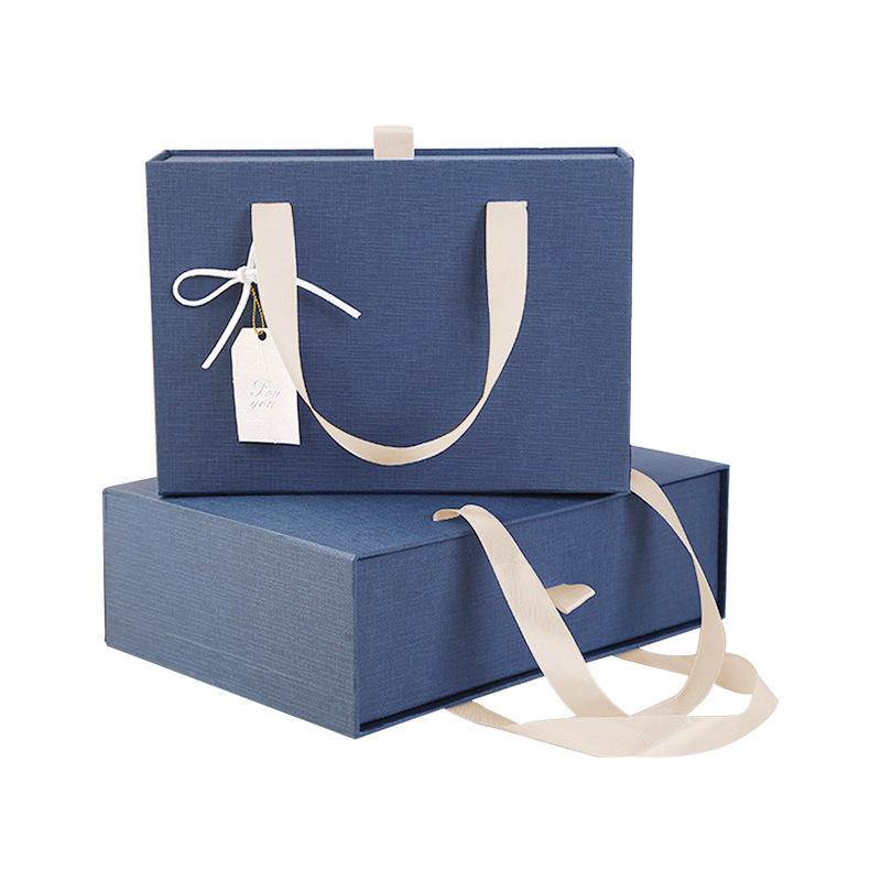 Recyclable Custom Logo Luxury Rigid Pull Out Clothing Packaging T-shirt Clothes Paper Drawer Garment Box