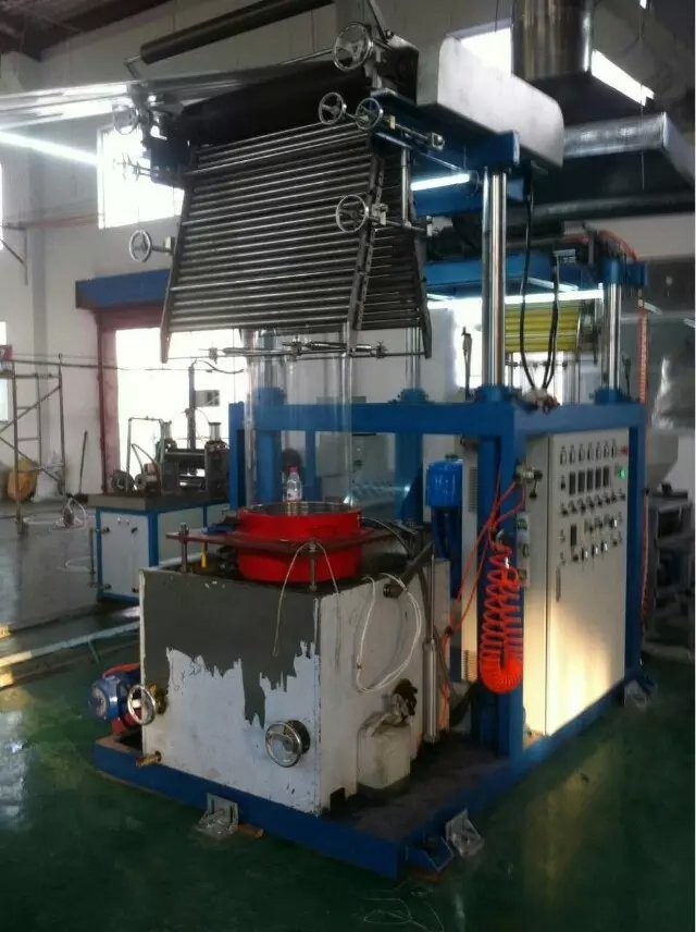 PVC Film 0.025 - 0.07mm Thickness Blown Film Extrusion Machine With Pillar Under Electric Lift