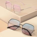 OEM Women'S Square Glasses Metal Frame , UV400 Protective Sunglasses Sunscreen