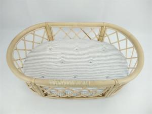 Quality 100% Polyester Fabric Dog Toys 25 X 16cm Dog Sleeping Basket PP Cotton wholesale