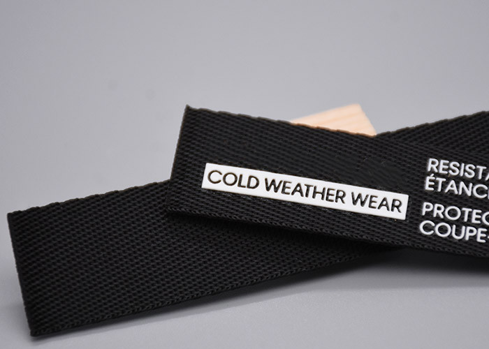 Garments Use Polyester Webbing Straps Printed With White Silicone Logo