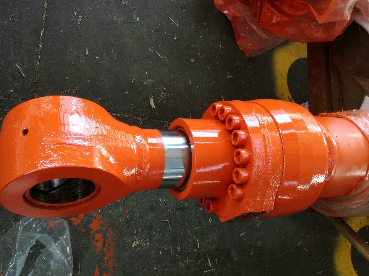 hydraulic cylinder China doosan 300 boom
