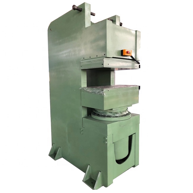 Column or Frame Structure Automatic Rubber Mat Vulcanizing Press for Production Line