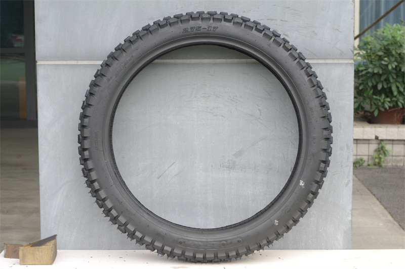 Exceptional Cornering Stability Rubber Off Road Motorcycle Tyres 2.75-17 3.00-18 J852 Superior Grip