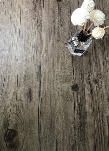 Quality Economical Waterproof Vinyl Plank Flooring wholesale