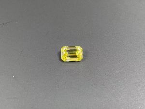 Quality HPHT 1ct Lab Created Yellow Diamonds Emerald Cut VVS Clarity IGI Certified wholesale