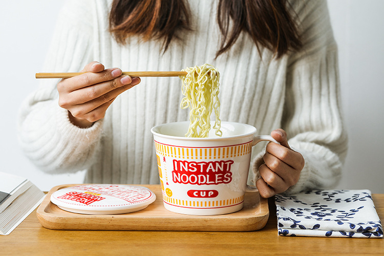 Sustainable Ceramic Instant Noodle Bowl , Porcelain Ceramic Ramen Bowl Set