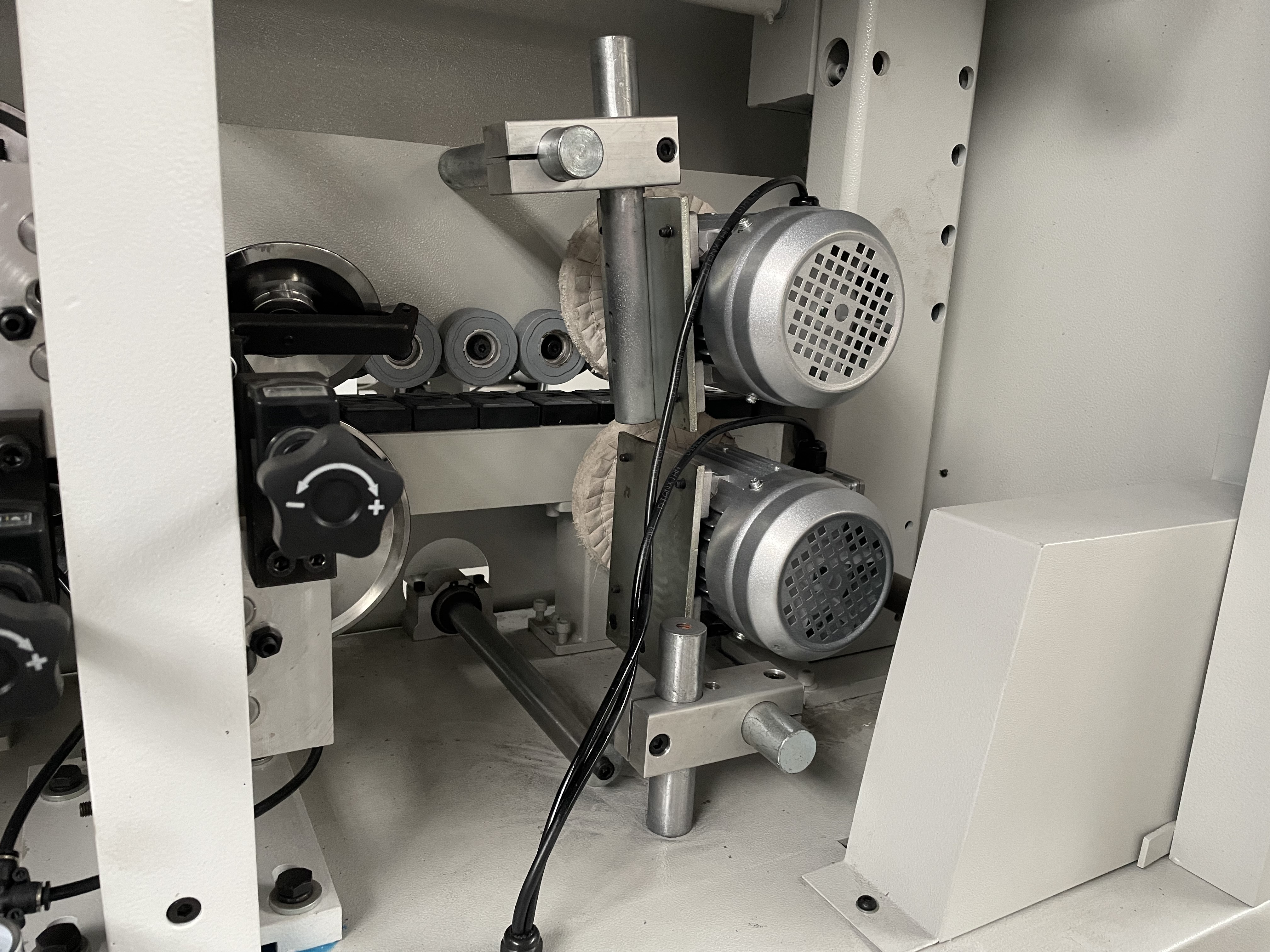 Automatic Woodworking Edge Banding Bander Machinery M4 ES-4 S400 with Gluing Function