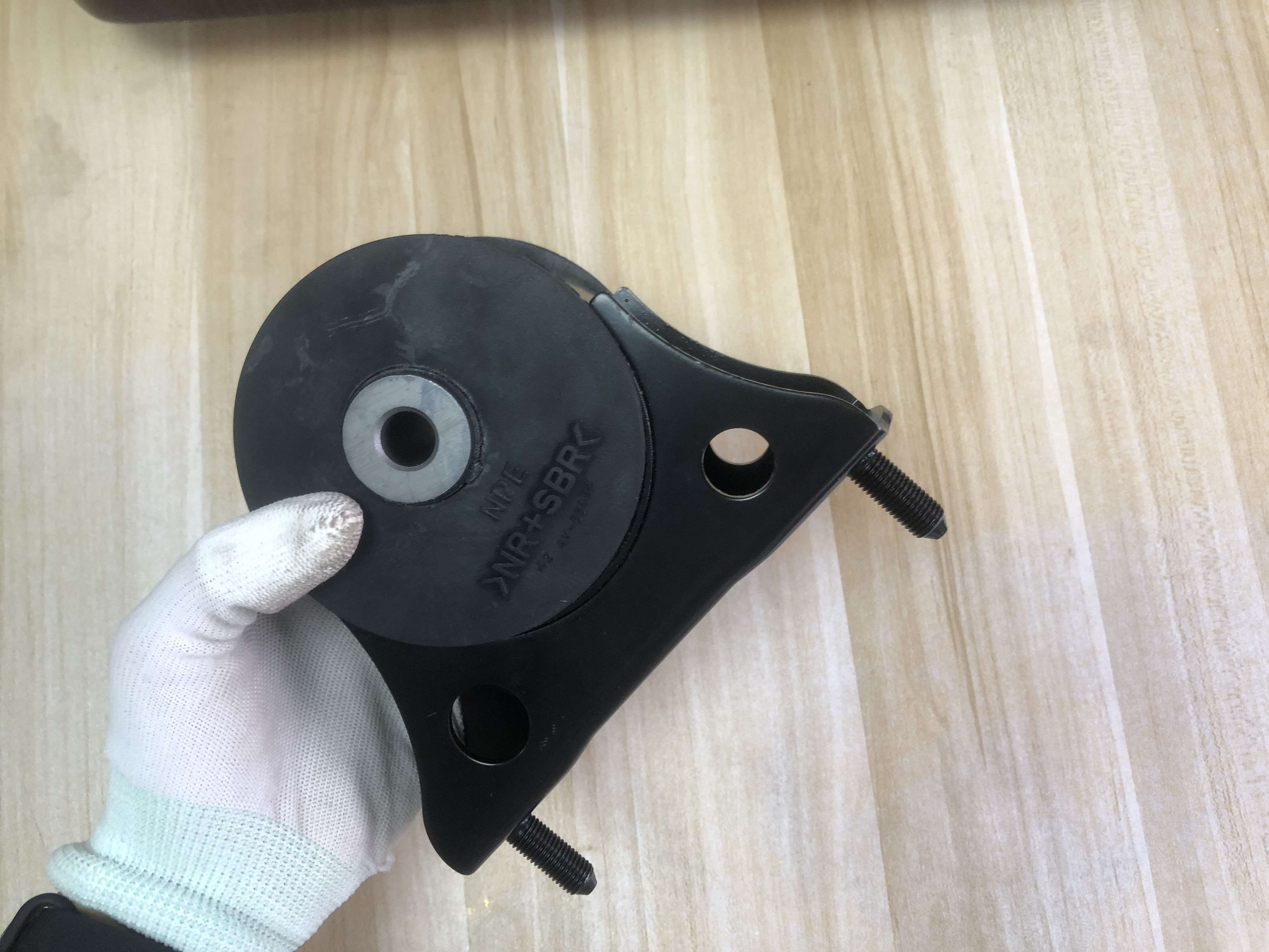 12361-28100 1236128100 Car Engine Mounting For Toyota Previaⅱ R3 2000-2006