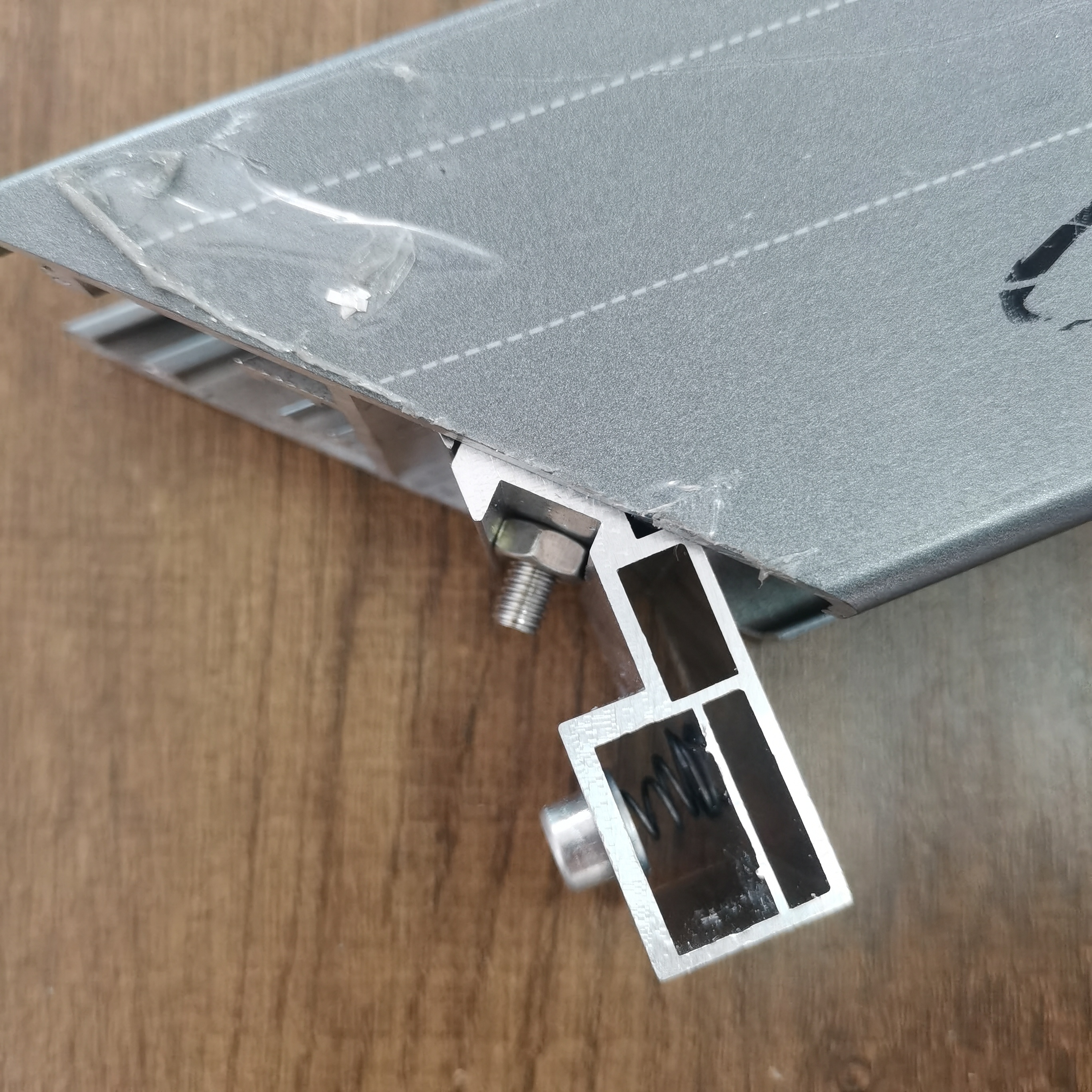 Die Cast 45 Degrees Straight Slice Aluminum Corner Connector
