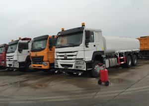 Quality SINOTRUK Internal Anti - Corrosion Construction Water Transport Trucks 18 - 25CBM wholesale