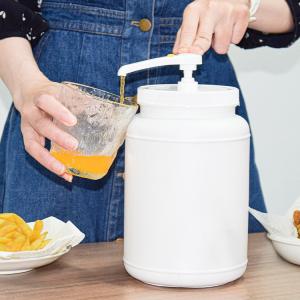 Quality Narrow Head Coffee Syrup Pump Dispenser With 2500ml Jar Leak Proof Condiment Pump Kit wholesale