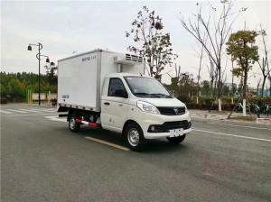 Quality Vegetables 2 Ton Refrigerator Box Truck Light Duty CCC Manual Transmission wholesale