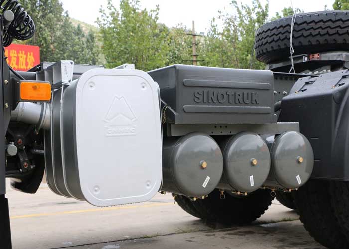HOWO 6X4 TRACTOR TRUCK ENGINE