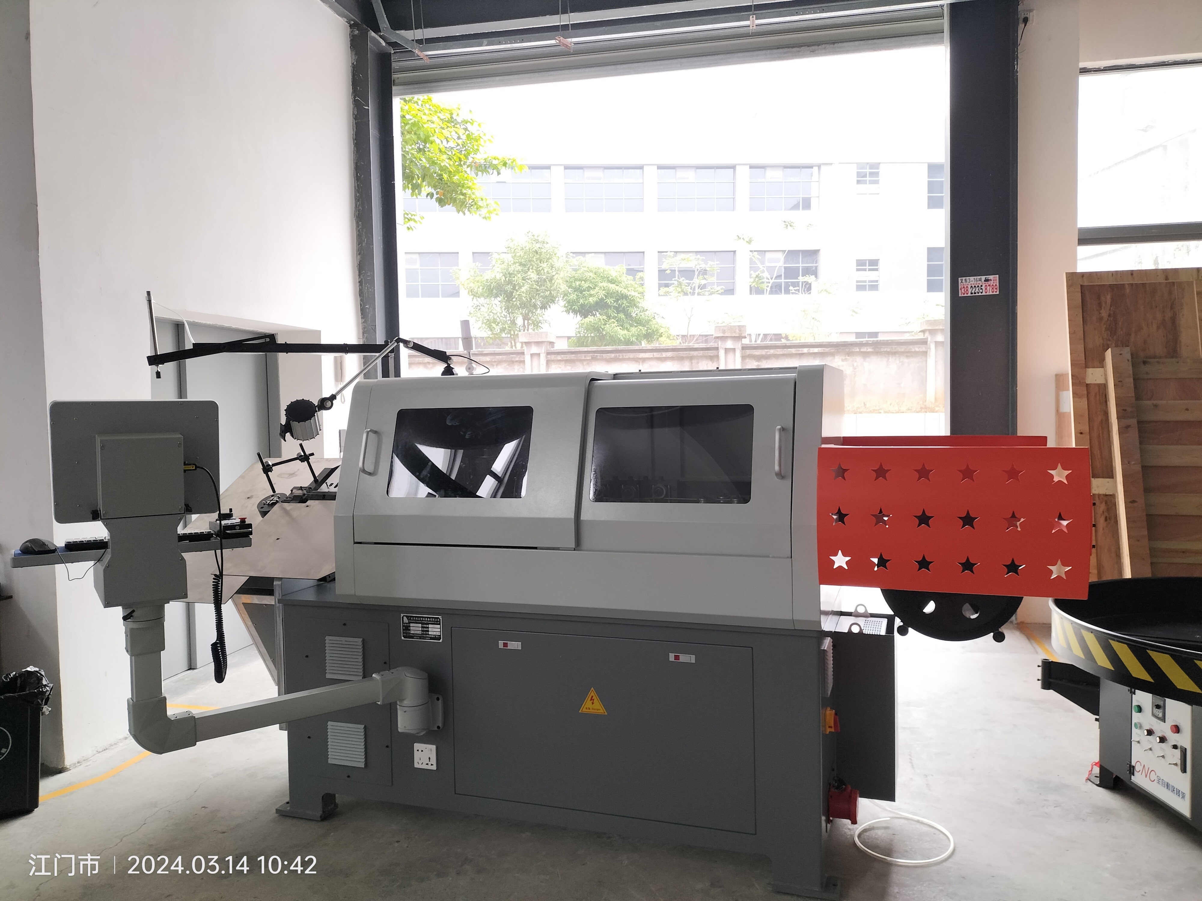 Rotary CNC Wire Bending Machine , 8 Axis 2D / 3D Wire Bender 2-10mm