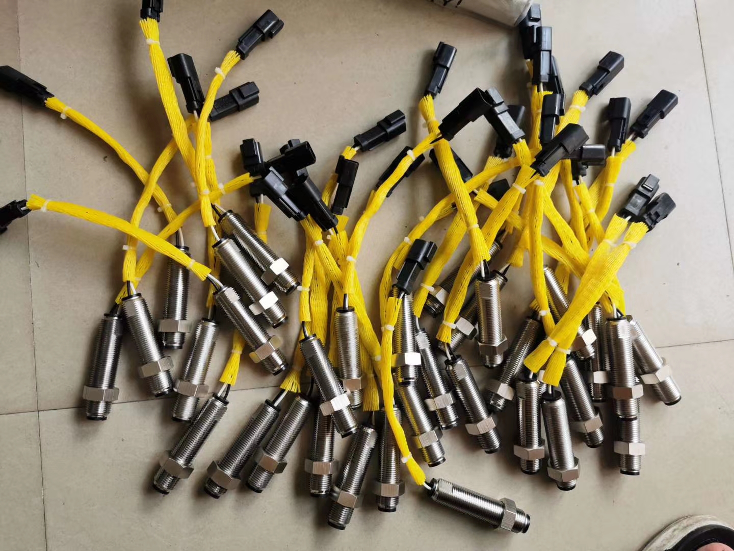 E200B E320 Excavator Spare Parts S6K Revolution Speed Sensor 125-2966 196-7973