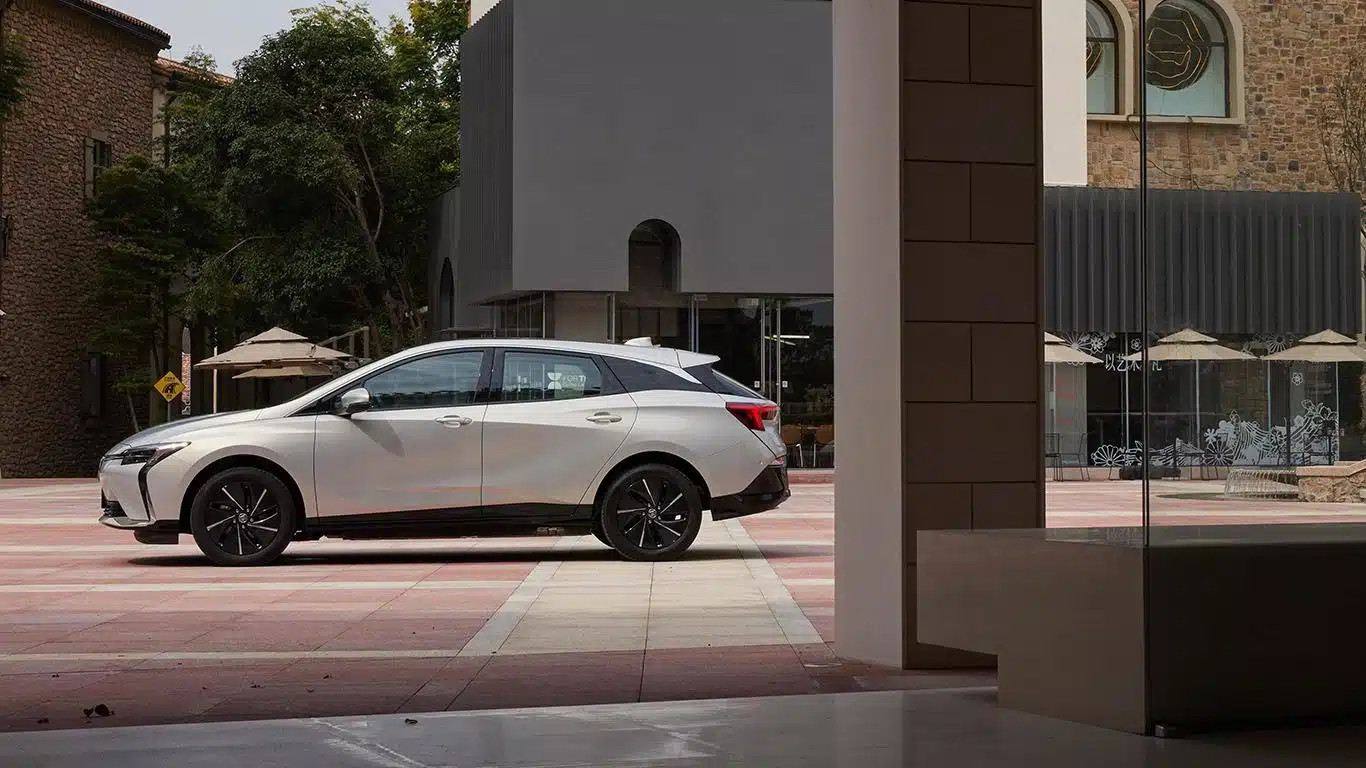 SAIC-GM 2024 Pure Electric Hatchback Buick Velite 6 Electric Car With Range 430km