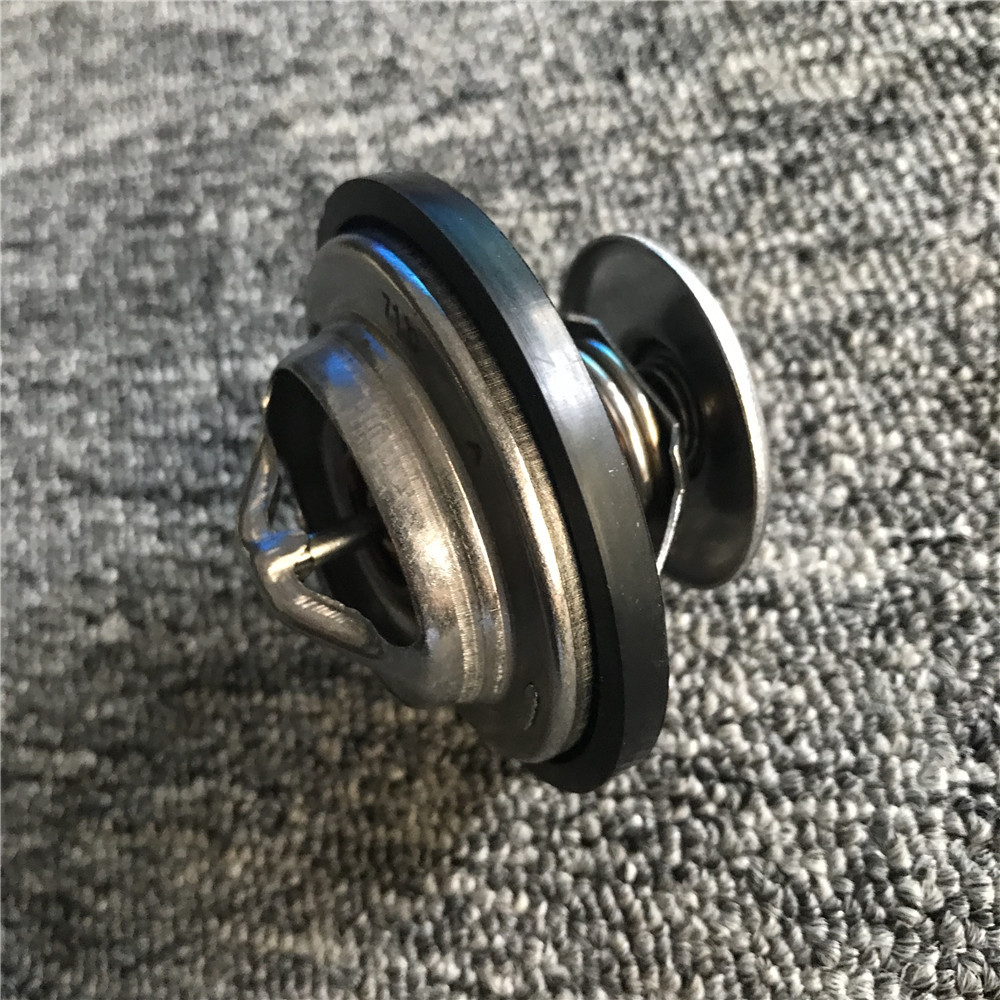 Car Excavator Engine Parts Thermostat For Daewoo Doosan DH220-5/7/DB58