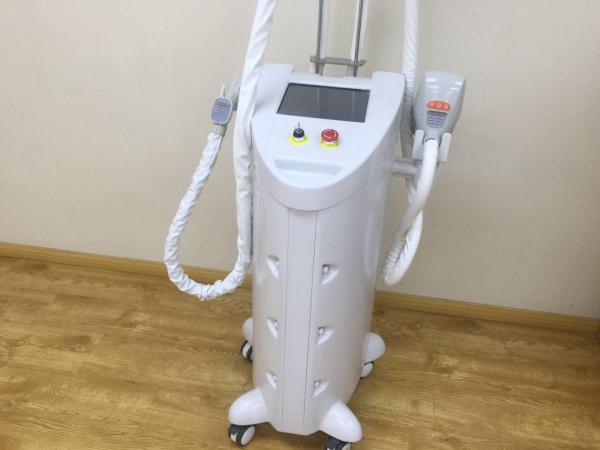 Multifunction Cellulite Reduction Equipment With RF + Vacuum + Infrared Light +