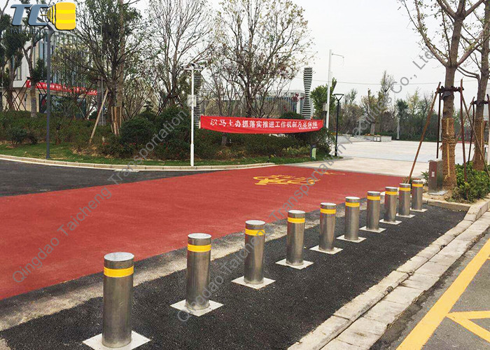 Automatic Steel Parking Pillar / Smart Bollards IP68 Stainless Finish 130kg Weight 3.5s Open Speed